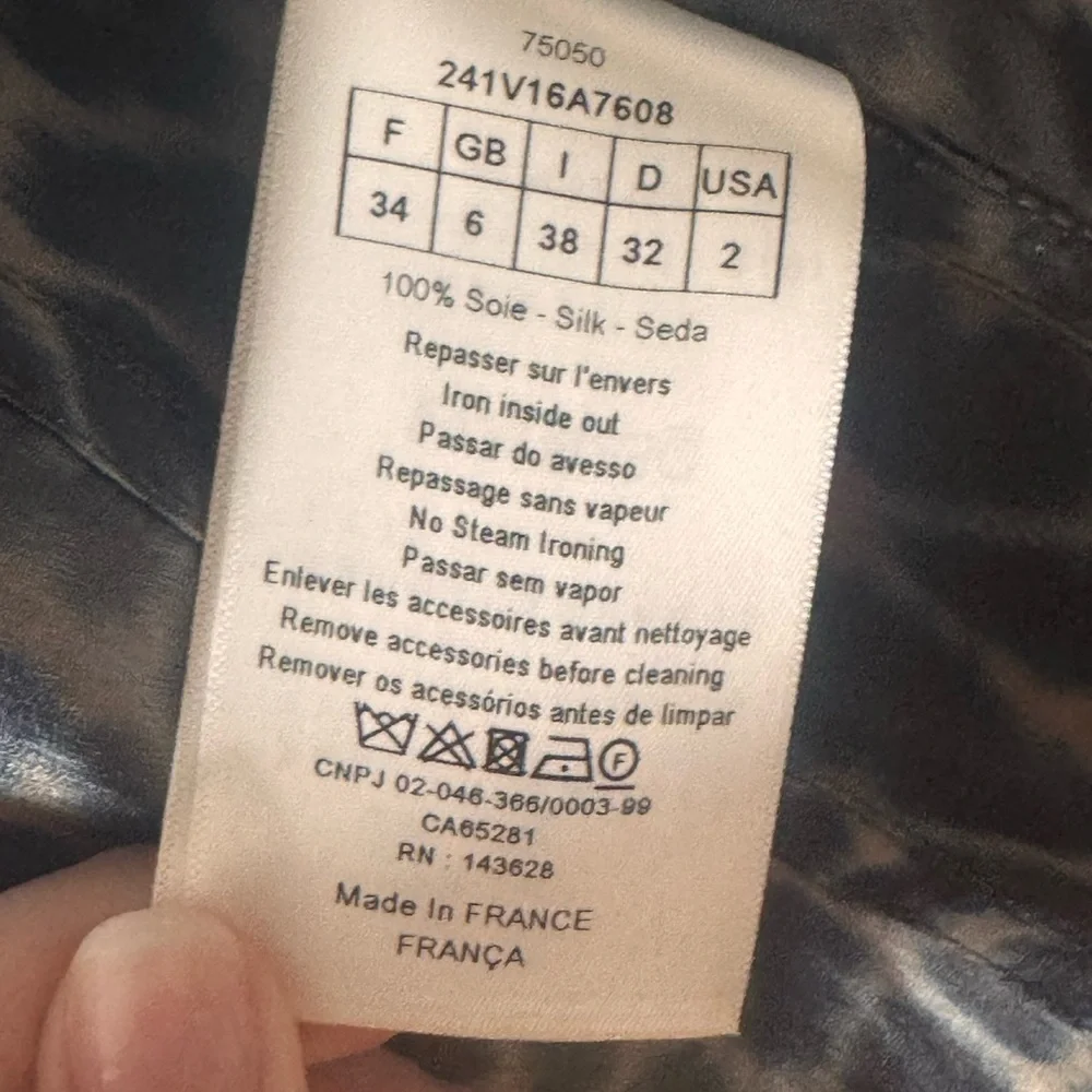 Christian Dior Women's Bar Silk Grey Leopard Blazer Size 2 - Picture 11 of 12